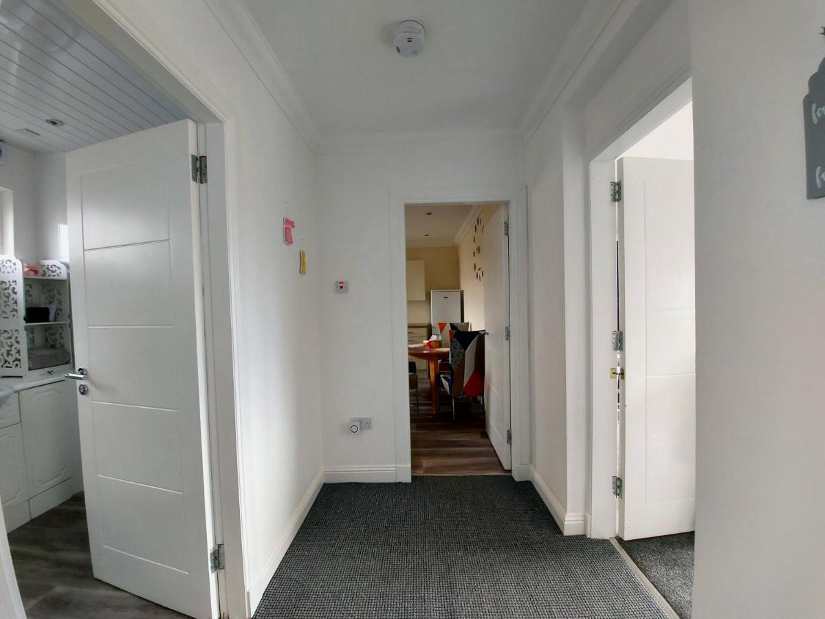 Teddy Bears' 3-Bedroom Maisonette Солткоутс Екстер'єр фото